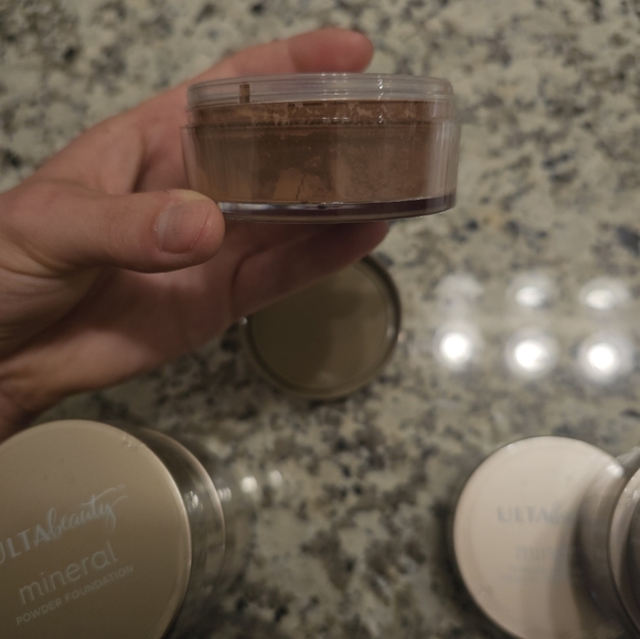 8 CT Discontinued Unopened Deep Cool ULTAbeauty Mineral Powder Foundation - Picture 5 of 6
